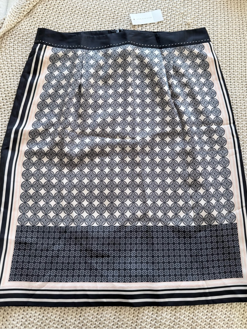 Ann Taylor Black and Cream Geometric Midi Skirt